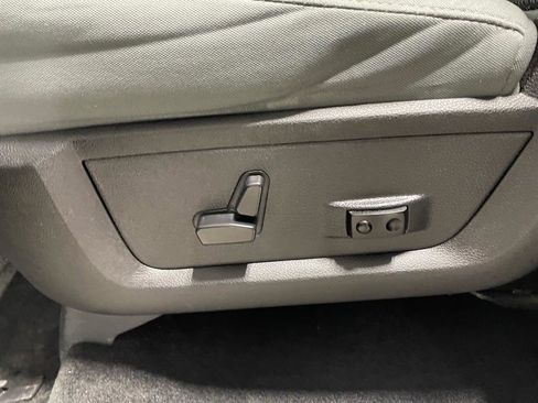 Used 2013 RAM 1500 Big Horn image 10