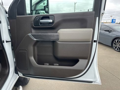 Used 2021 Chevrolet Silverado 2500 LTZ image 20