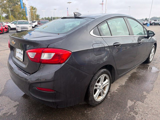 Used 2016 Chevrolet Cruze LT FWD image 7