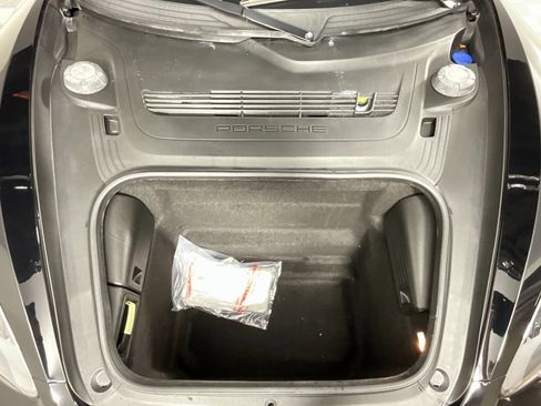 Used 2024 Porsche 718 Cayman image 19