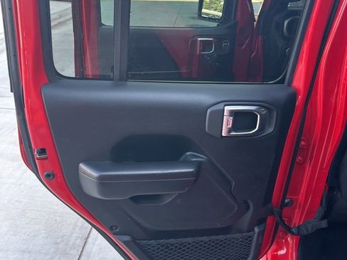 Used 2021 Jeep Wrangler Unlimited Sport AWD/4WD image 9