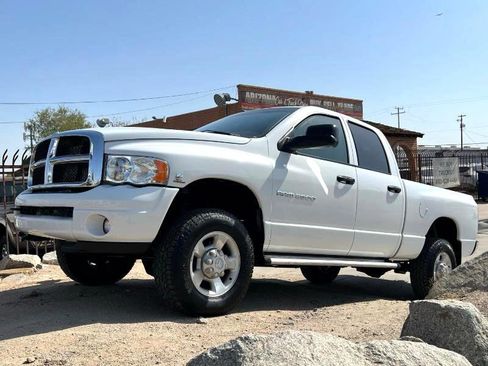 Used 2003 Dodge Ram 2500 Truck SLT image 2
