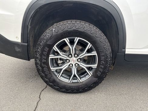 Used 2024 GMC Acadia AT4 w/ Super Cruise Package image 10