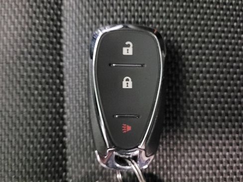Used 2020 Chevrolet Traverse LS w/ LPO, Cargo Package FWD image 32