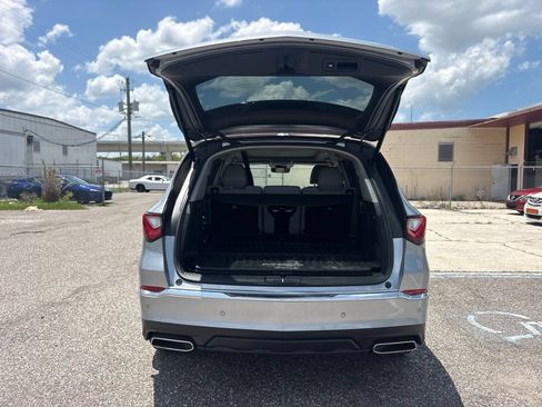 Used 2023 Acura MDX FWD w/ Technology Package image 13