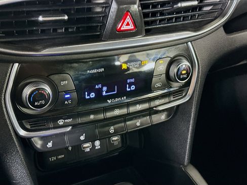 Used 2020 Hyundai Santa Fe Limited image 23