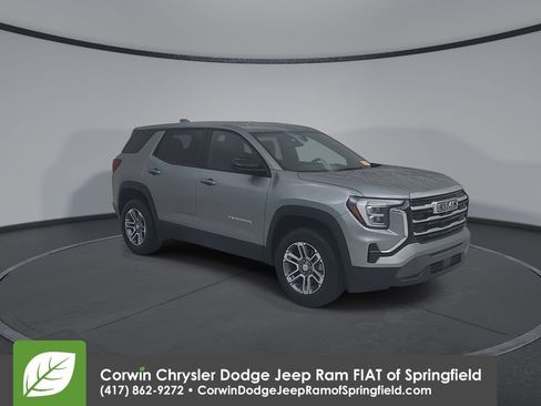 Used 2026 GMC Terrain Elevation FWD image 3