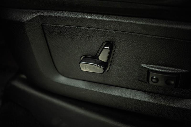 Used 2024 RAM 2500 Big Horn w/ Night Edition AWD/4WD image 16