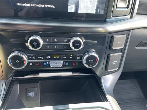 Used 2024 Ford F150 Lariat AWD/4WD image 30