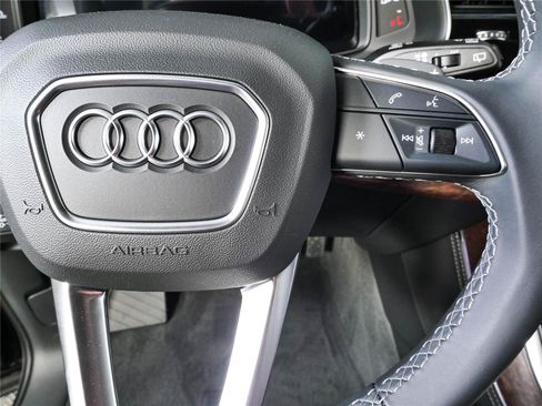 Used 2026 Audi Q7 3.0T Premium Plus w/ Premium Plus Package AWD/4WD image 12