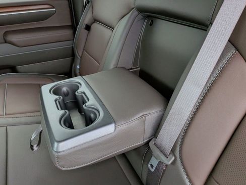 New 2026 GMC Sierra 2500 Denali w/ Denali Reserve Package image 37