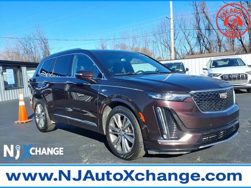 Used 2021 Cadillac XT6 Premium Luxury image 1