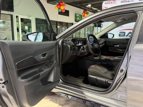 Used 2026 Nissan Sentra SR w/ Floor Mat Package FWD image 26