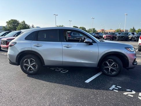 Used 2024 Honda HR-V EX-L image 8