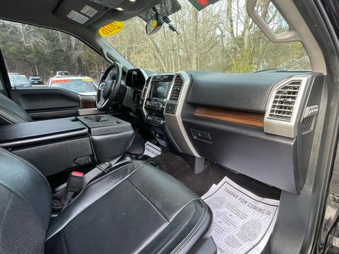 Used 2016 Ford F150 Lariat image 26