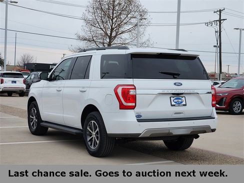 Used 2021 Ford Expedition XLT image 4