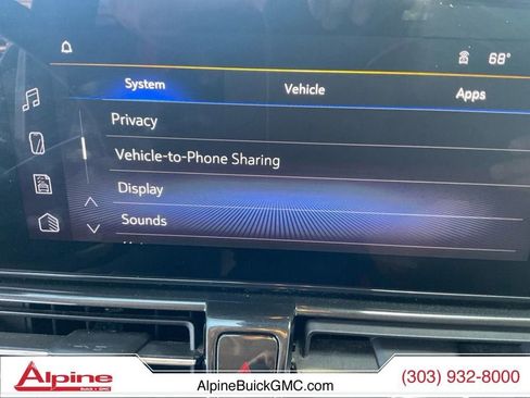 Used 2025 Chevrolet TrailBlazer LT AWD/4WD image 17