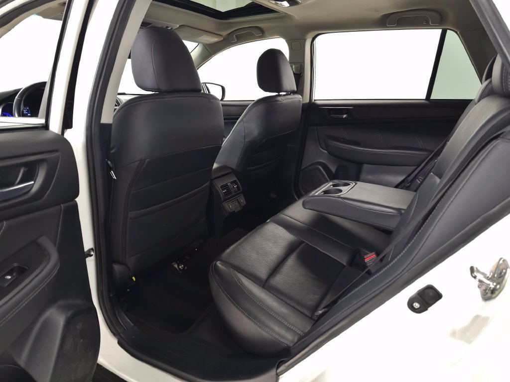 Used 2019 Subaru Outback 3.6R Limited AWD/4WD image 28