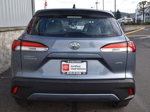 Certified 2025 Toyota Corolla Cross L image 6