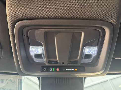 Used 2024 GMC Sierra 1500 SLT image 38