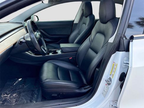 Used 2018 Tesla Model 3 Long Range RWD image 21
