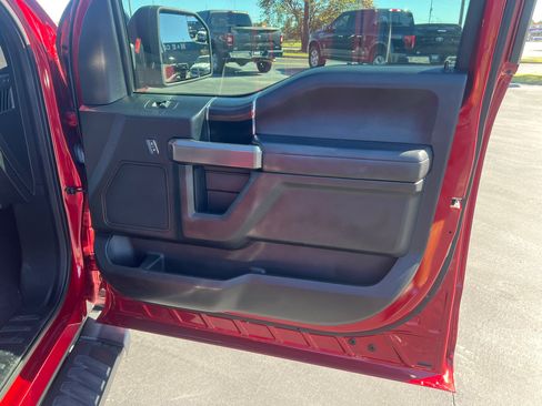 Used 2018 Ford F150 XLT w/ Equipment Group 302A Luxury image 15