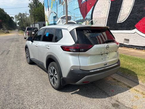 Used 2023 Nissan Rogue SV AWD/4WD image 5