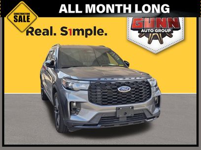 Used 2025 Ford Explorer ST-Line w/ Premium Package