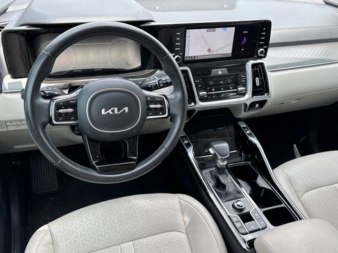 Used 2022 Kia Sorento SX FWD image 21