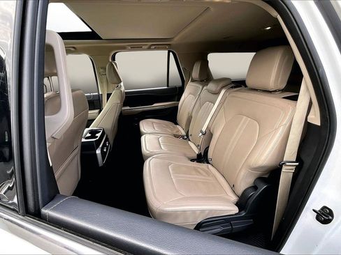 Used 2024 Ford Expedition Max Limited image 23
