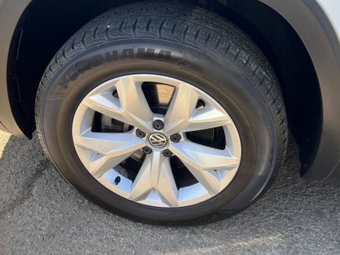 Used 2018 Volkswagen Atlas SE image 38