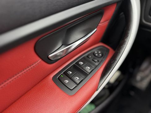 Used 2015 BMW 335i Sedan RWD image 9