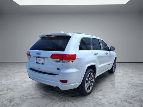 Used 2017 Jeep Grand Cherokee Overland w/ Jeep Active Safety Group RWD image 7