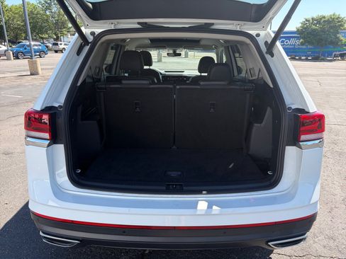 Used 2022 Volkswagen Atlas SE w/ Panoramic Sunroof Package FWD image 34