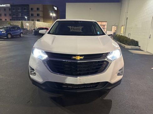 Used 2021 Chevrolet Equinox LT image 2