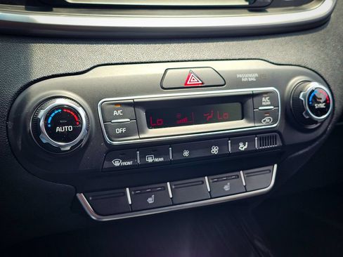 Used 2019 Kia Sorento EX AWD/4WD image 24