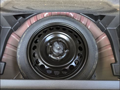 Used 2024 GMC Terrain Denali w/ LPO, Floor Liner Package AWD/4WD image 24