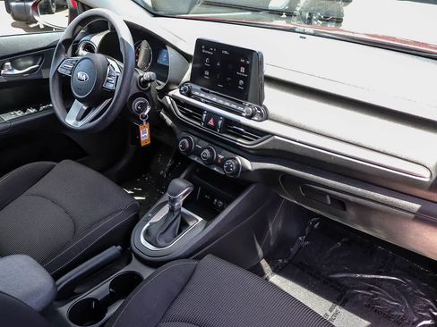 Used 2020 Kia Forte LXS FWD image 16