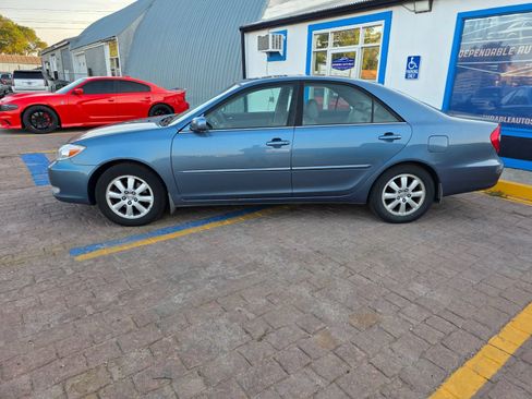 Used 2003 Toyota Camry XLE FWD image 7