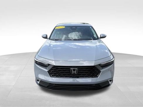 Used 2023 Honda Accord Touring image 8