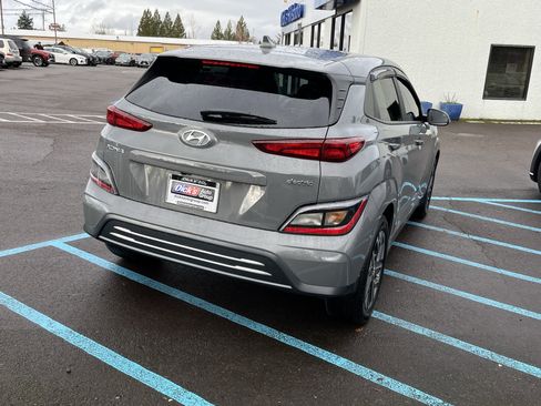 Certified 2023 Hyundai Kona SE image 5