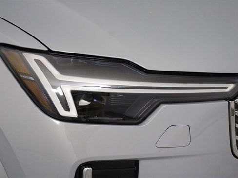 New 2026 Volvo XC90 T8 Ultra w/ Protection Package Premier image 14