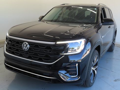 New 2026 Volkswagen Atlas SEL Premium R-Line AWD/4WD image 9