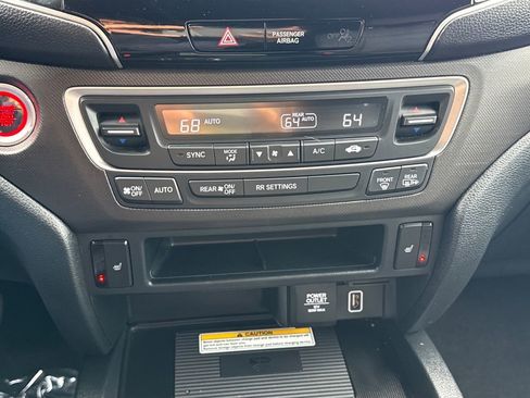 Certified 2023 Honda Passport TrailSport image 21