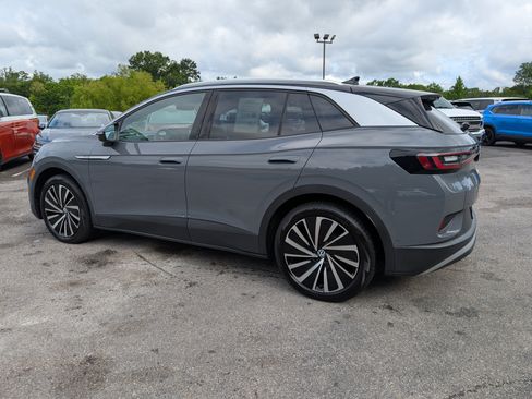 Used 2023 Volkswagen ID.4 Pro S Plus RWD image 7