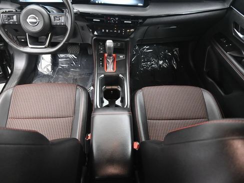 Used 2026 Nissan Kicks SR FWD image 25
