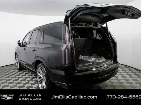Used 2026 Cadillac Escalade Sport w/ Touring Package image 36