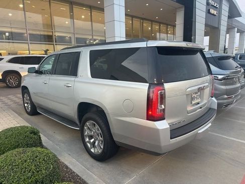 Used 2016 GMC Yukon XL SLT w/ Open Road Package image 4