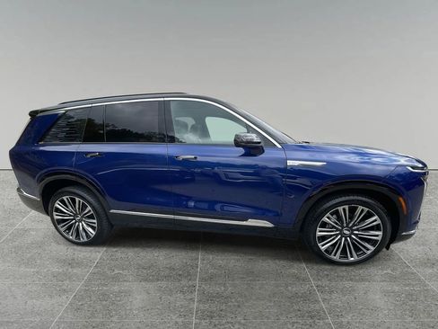 New 2026 Cadillac Vistiq Premium Luxury image 6