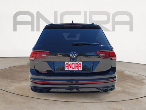 Used 2023 Volkswagen Tiguan SE R-Line image 9